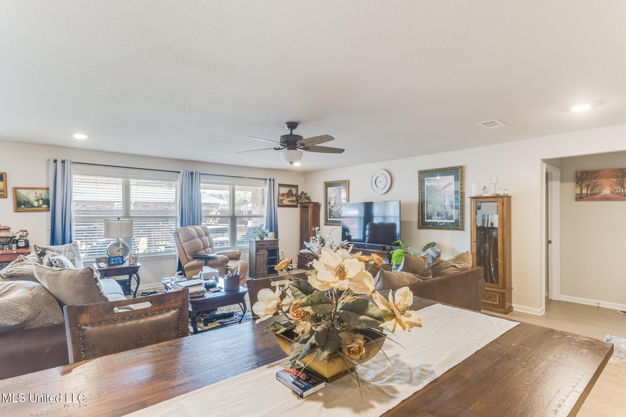 1998 Pettits Lane Long Beach, MS 39560 - Photo 6 of 26 IMG_1960_ENF-Edit