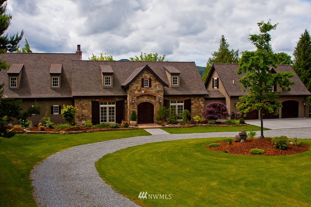 2633 North Shore Road Bellingham, WA 98226 - Photo 1 of 1 Gallery Image 1