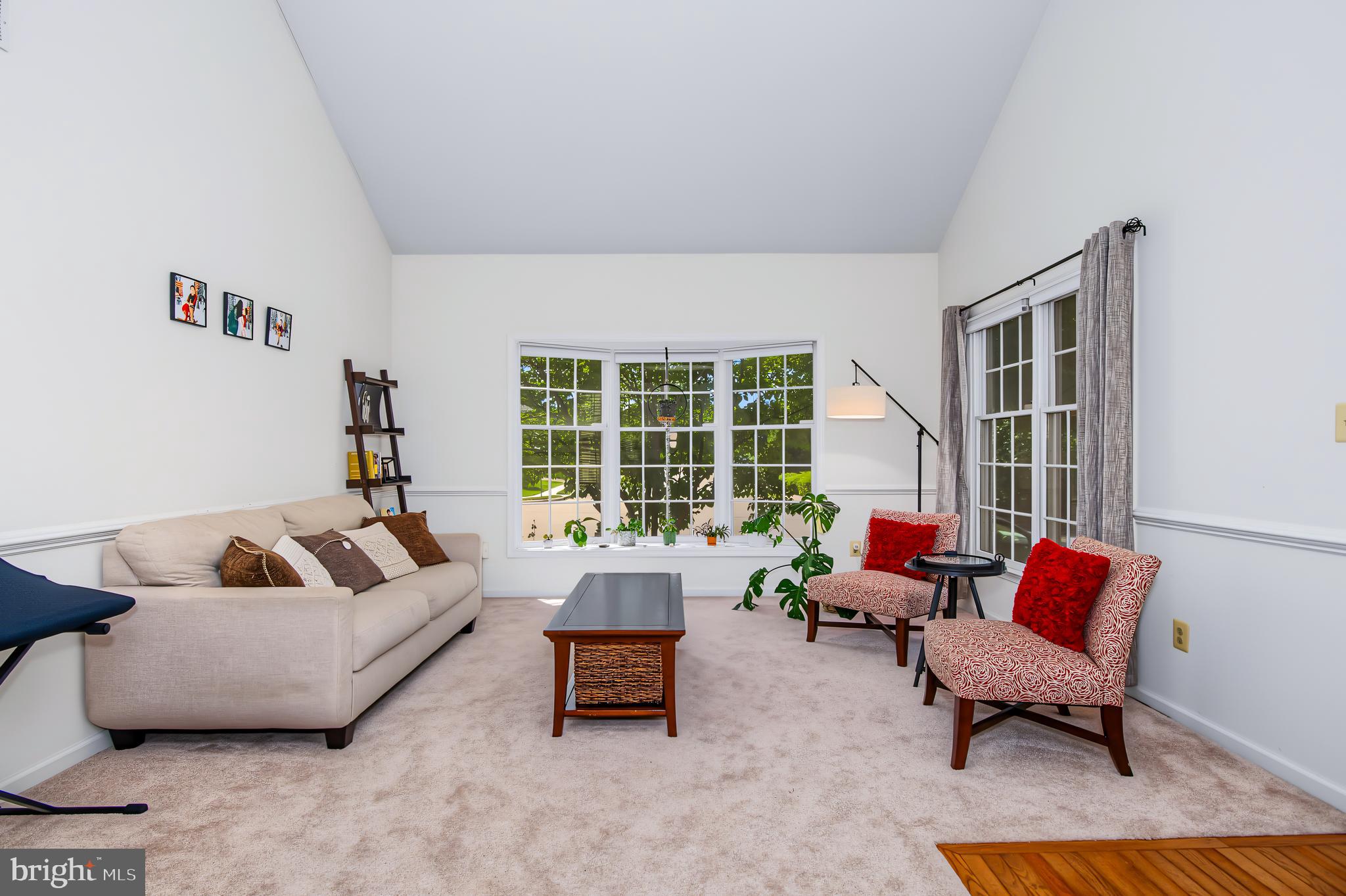 12952 Old Plains Road Fairfax, VA 22033 - Photo 5 of 41