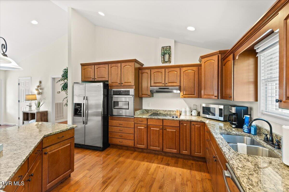 108 Ridgeland Drive Johnson City, TN 37601 - Photo 16 of 41 15-128A3789