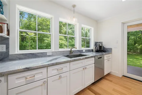 $2,895,000 | 31 Wright Lane, Jamestown, RI 02835