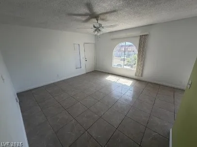 $1,099 | 1364 Pattee Circle, Unit D, Las Vegas, NV 89119