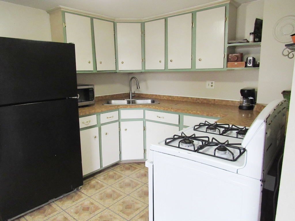 3-5 Howard Street Nashua, NH 03060 - Photo 14 of 28 Gallery Image 14
