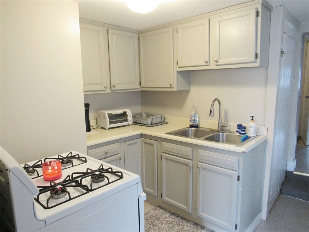 3-5 Howard Street Nashua, NH 03060 - Photo 19 of 28 Gallery Image 19