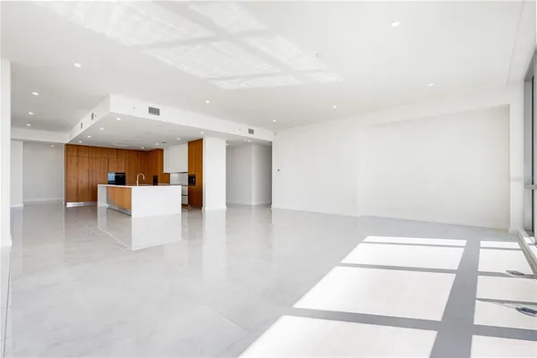 $4,995,000 | 111 Golden Gate, Unit 701, Sarasota, FL 34236