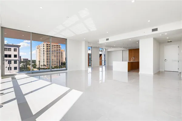 $4,995,000 | 111 Golden Gate, Unit 701, Sarasota, FL 34236