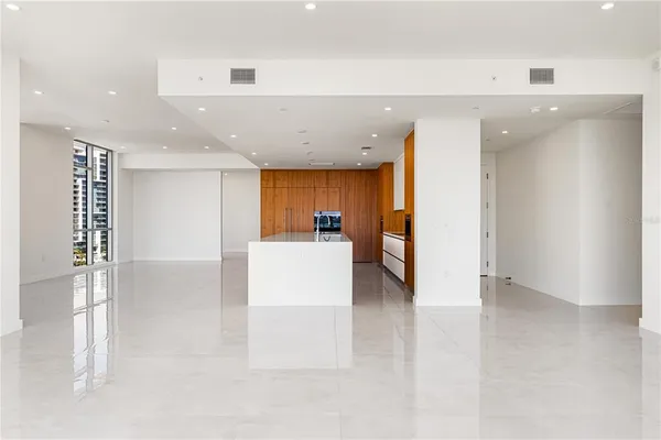 $4,995,000 | 111 Golden Gate, Unit 701, Sarasota, FL 34236