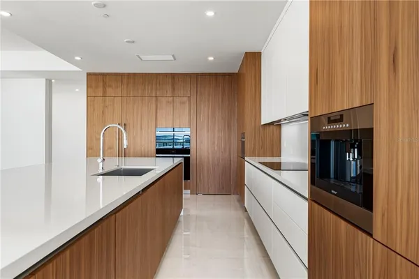 $4,995,000 | 111 Golden Gate, Unit 701, Sarasota, FL 34236