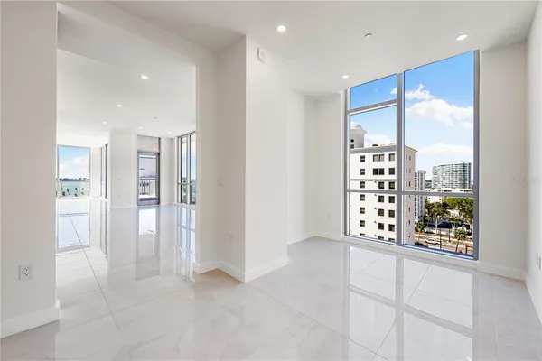 $4,995,000 | 111 Golden Gate, Unit 701, Sarasota, FL 34236