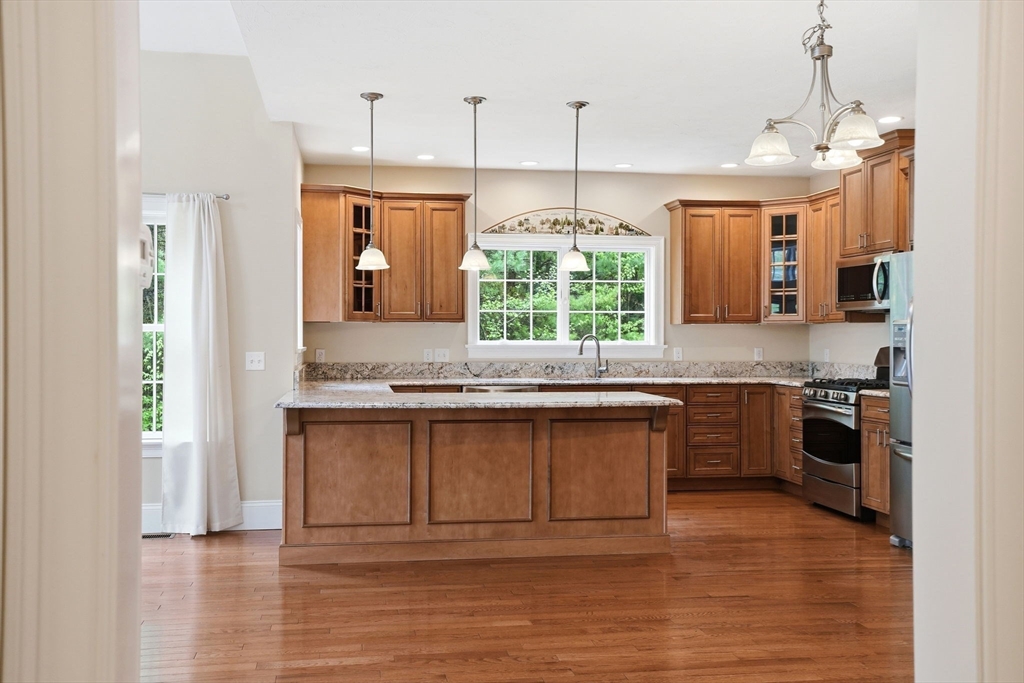 17 Hannah Brook Waye, Unit 9 Marshfield, MA 02050 - Photo 11 of 42