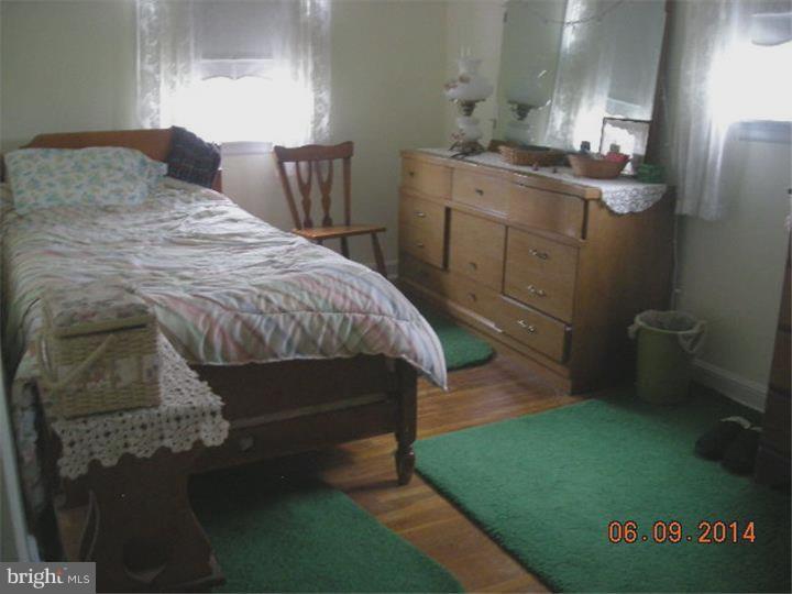 6142 Reach Street Philadelphia, PA 19111 - Photo 15 of 23 Bedroom 2