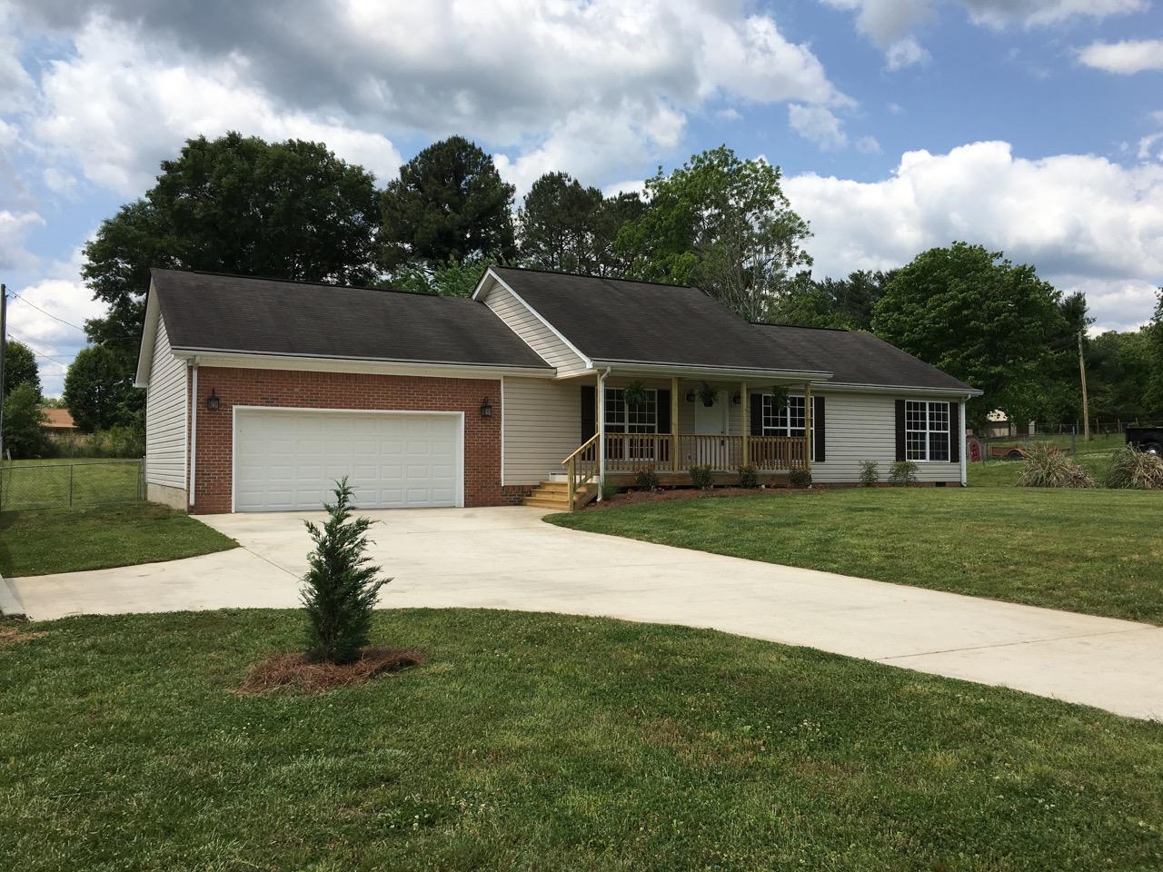 1620 Crabtree Road Hixson, TN 37343 - Photo 3 of 35 IMG_7543