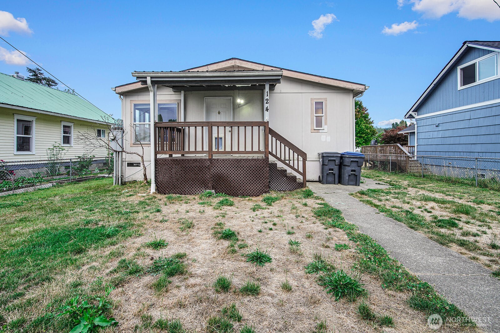 124 South 6th Street McCleary, WA 98557 - Photo 3 of 33 a view of a house with a yard