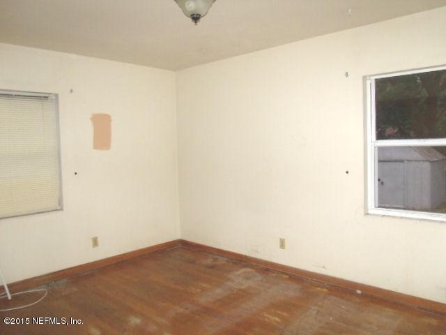 4503 Rainer Road Jacksonville, FL 32210 - Photo 6 of 10 bed room