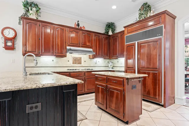 a view of an entryway with staircase