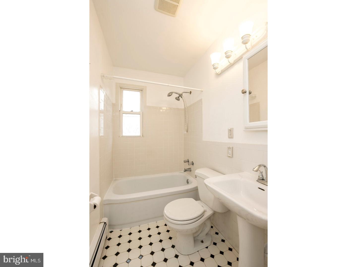 18 Grubb Road Malvern, PA 19355 - Photo 5 of 25