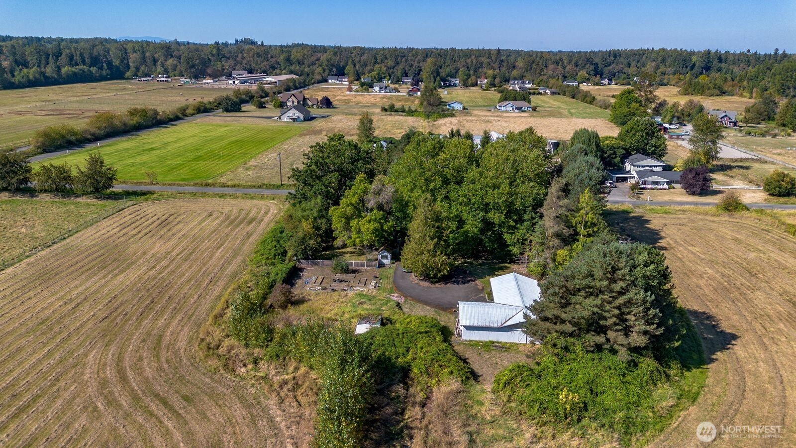 5474 Sand Road Bellingham, WA 98226 - Photo 36 of 39 Gallery Image 36