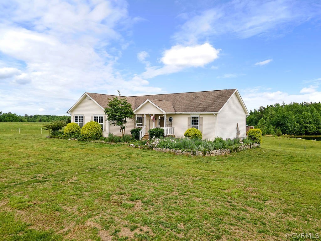 3042 East Courthouse Road Blackstone, VA 23824 - Photo 2 of 49 Gallery Image 2