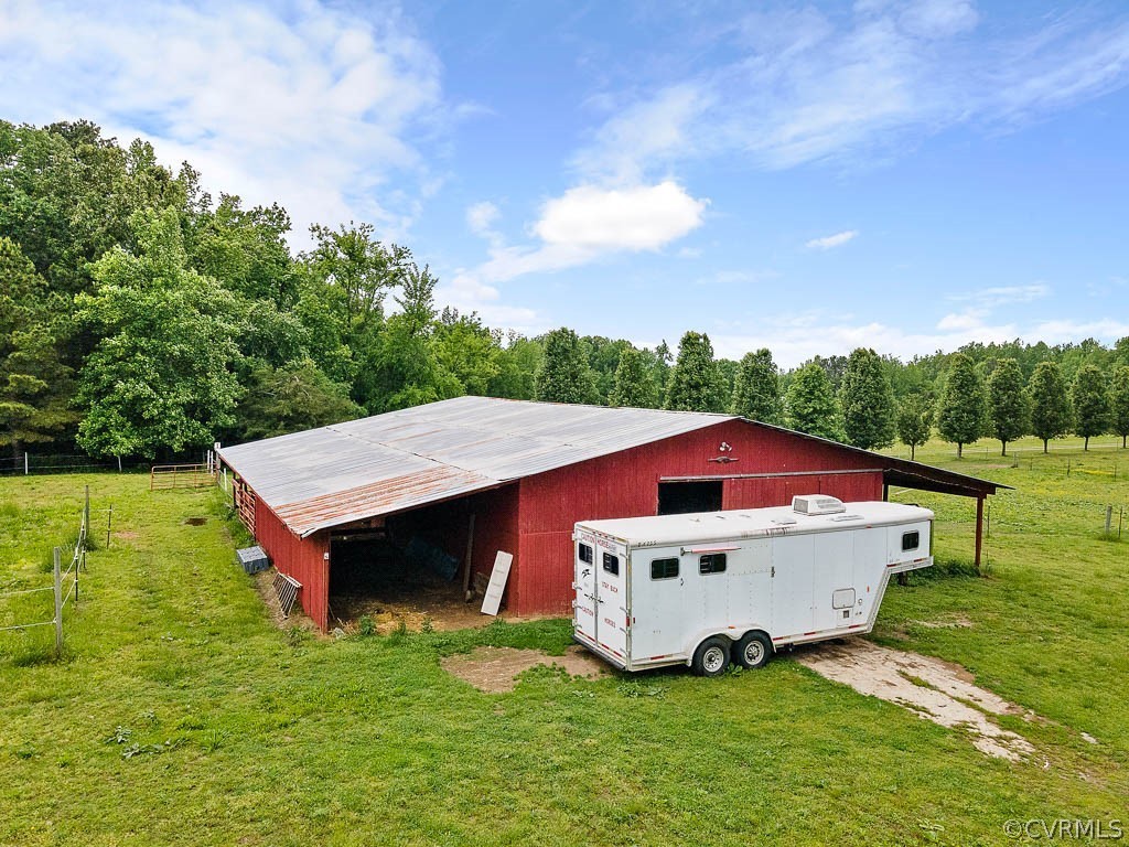 3042 East Courthouse Road Blackstone, VA 23824 - Photo 29 of 49 Gallery Image 29