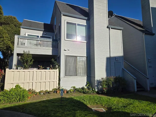 $299,999 | 3784 Stoneglen North, Unit N, Richmond, CA 94806