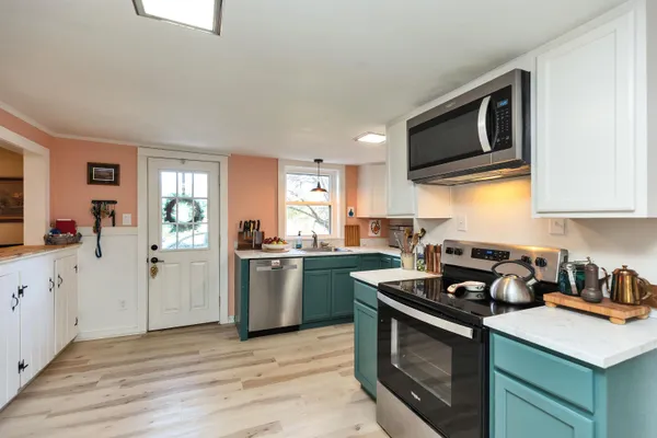 $369,900 | 261 North Main Street, Franklin, NH 03235