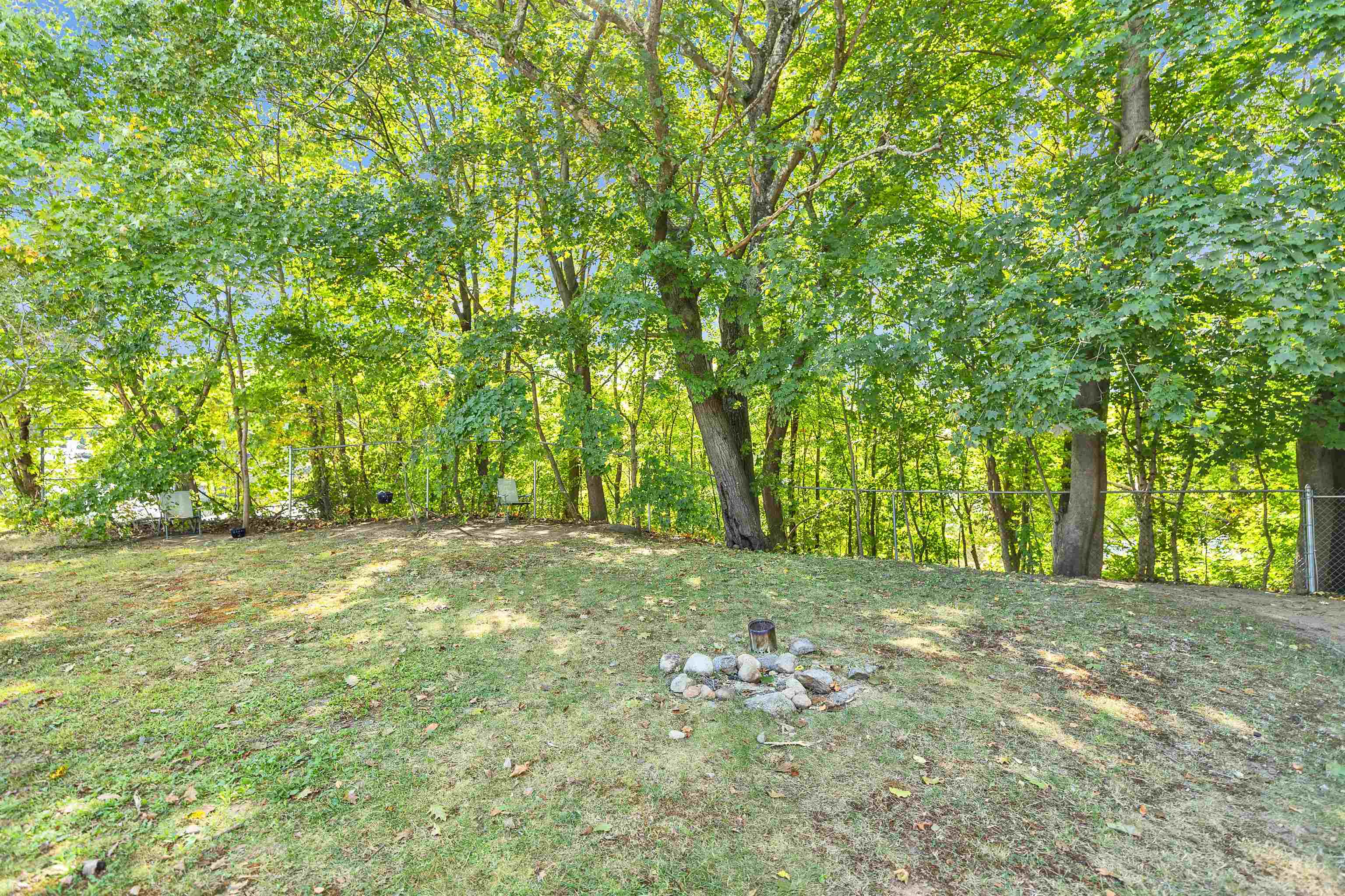 261 North Main Street Franklin, NH 03235 - Photo 26 of 29