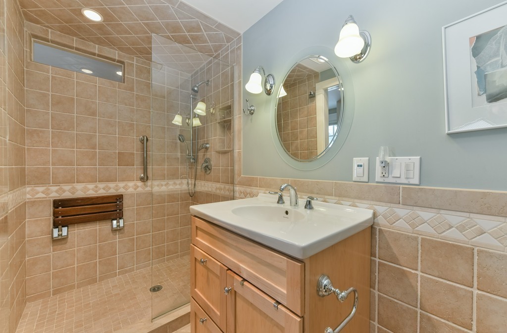 73 Westchester Road Boston, MA 02130 - Photo 17 of 27 Gallery Image 17