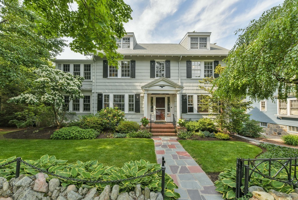 73 Westchester Road Boston, MA 02130 - Photo 4 of 27 Gallery Image 4