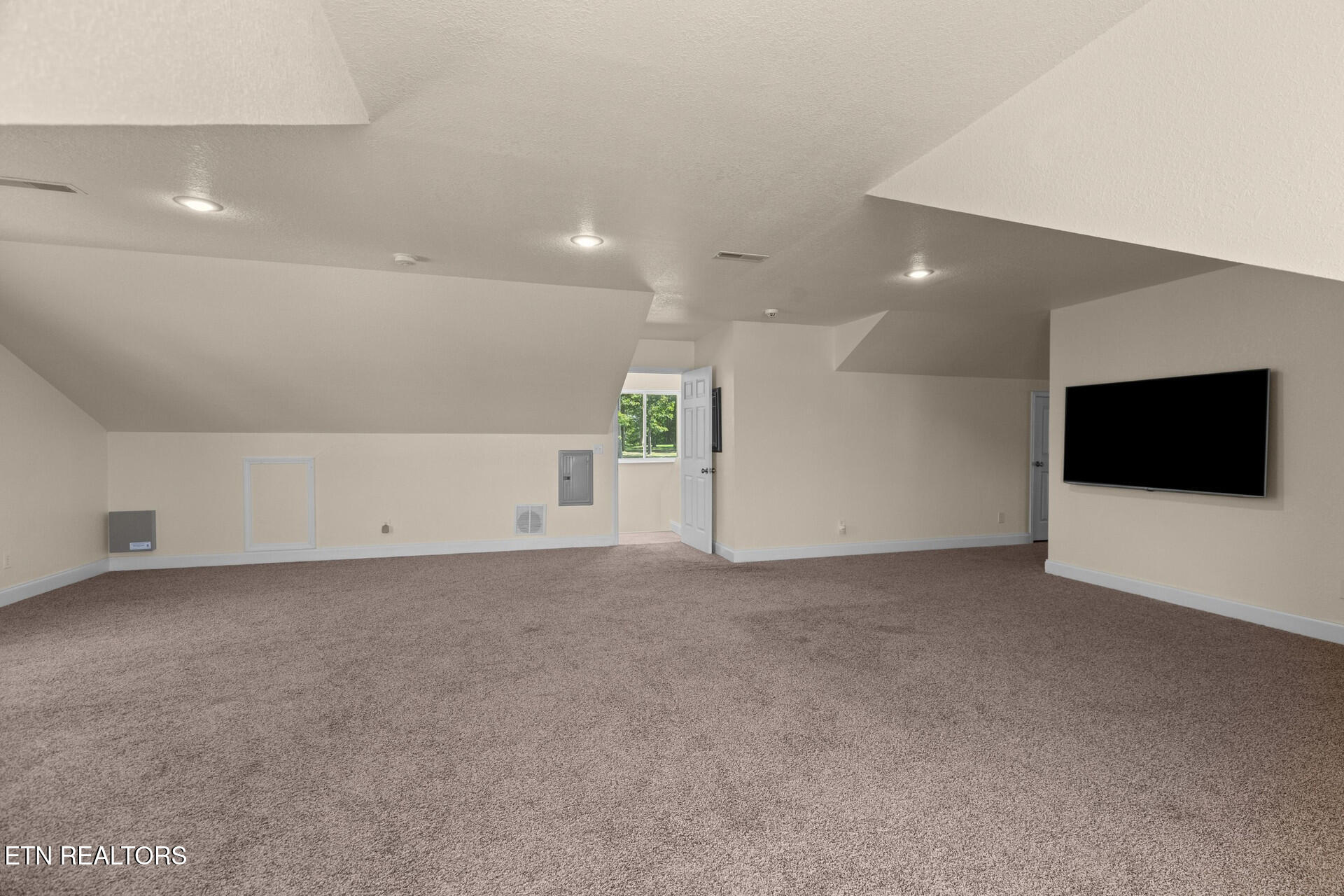 2225 Ted Moore Road Dandridge, TN 37725 - Photo 45 of 59 36