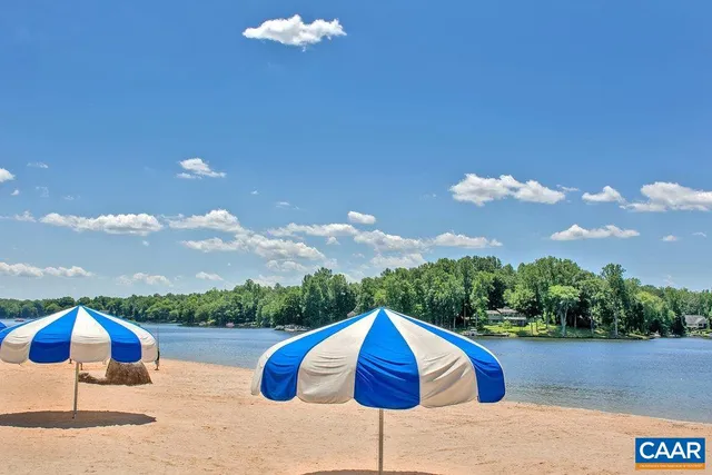 $325,000 | 1 Hatchechubee Road, Palmyra, VA 22963