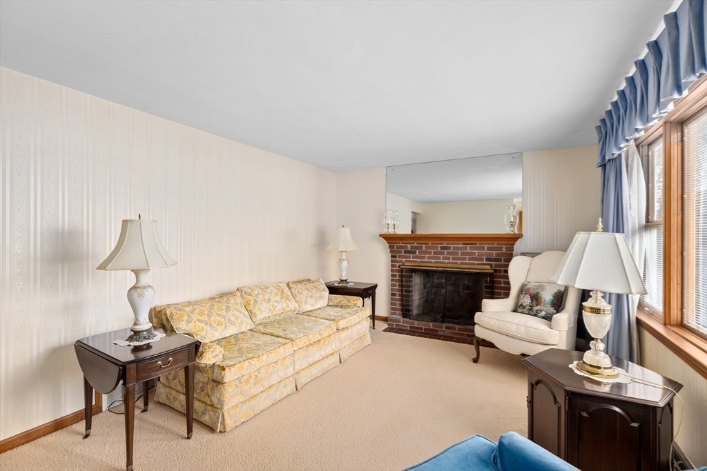 239 Moncrief Road Rockland, MA 02370 - Photo 9 of 34 Gallery Image 9