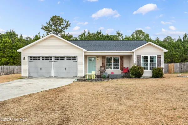 $249,900 | 505 Cherry Blossom Lane, Richlands, NC 28574