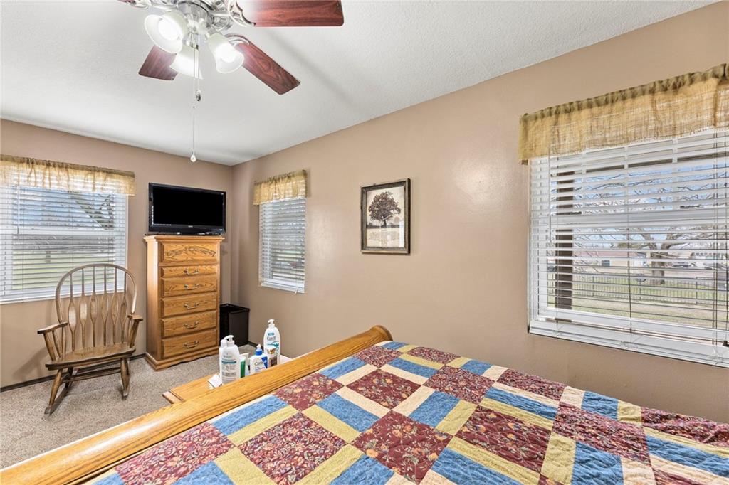 213 Beech Street Colony, KS 66015 - Photo 19 of 67