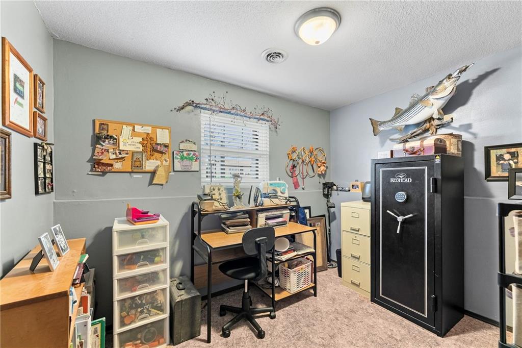 213 Beech Street Colony, KS 66015 - Photo 29 of 67