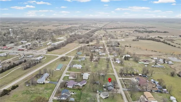 $245,000 | 213 Beech Street, Colony, KS 66015