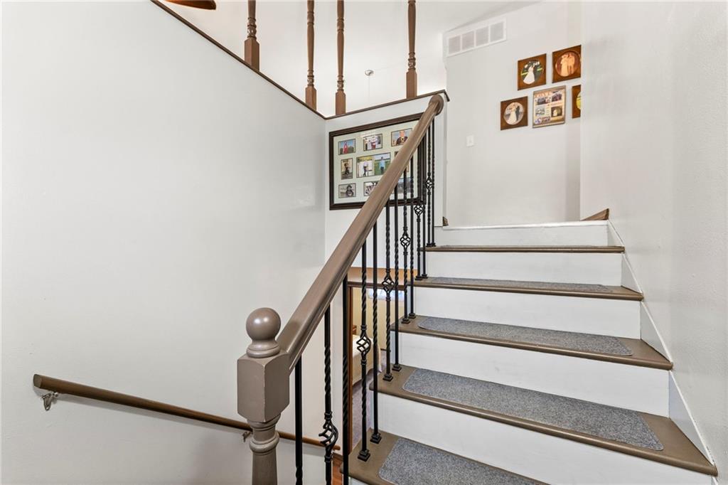 213 Beech Street Colony, KS 66015 - Photo 6 of 67