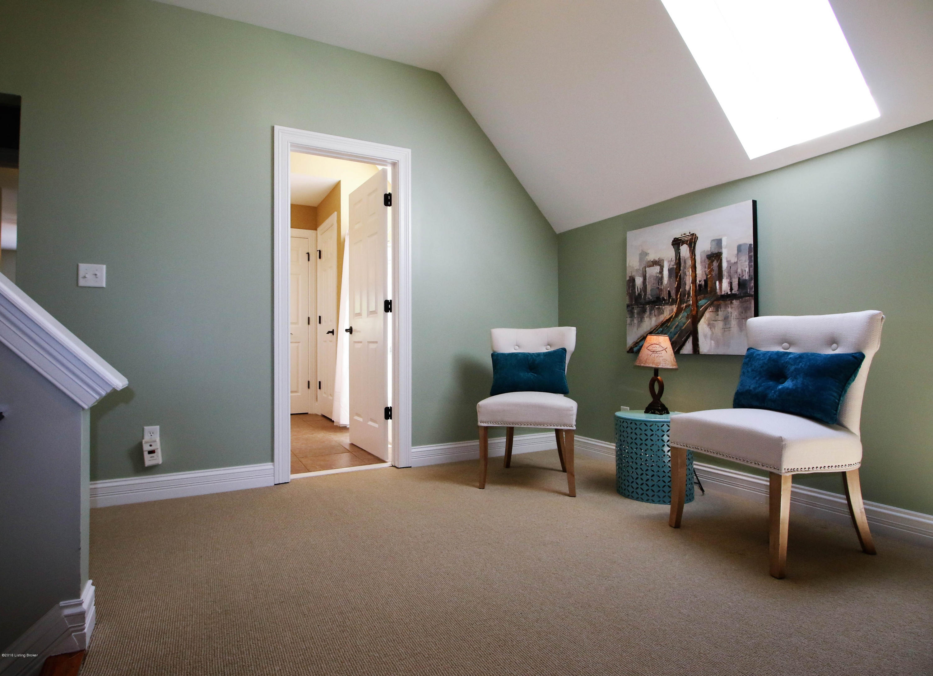 2904 Doe Ridge Court Prospect, KY 40059 - Photo 26 of 86 A quaint sitting nook is found at the top of the stairs- this cozy space is a great reading area or desk space.