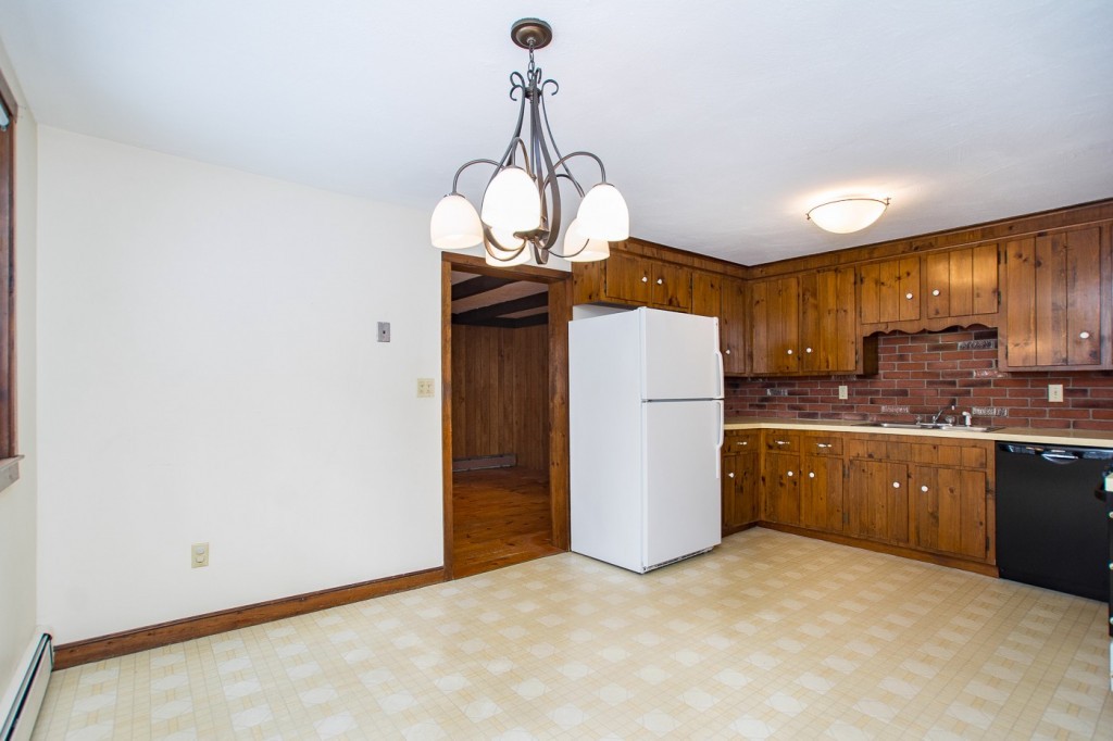 39 Carl Road Walpole, MA 02081 - Photo 11 of 30 Gallery Image 11