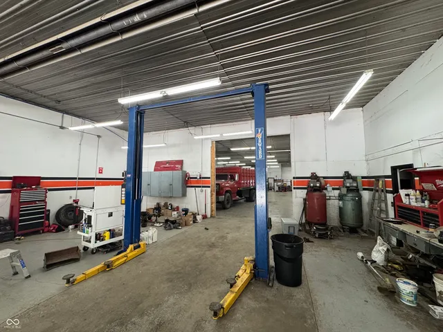 $340,000 | 301 East Street, Newtown, IN 47969