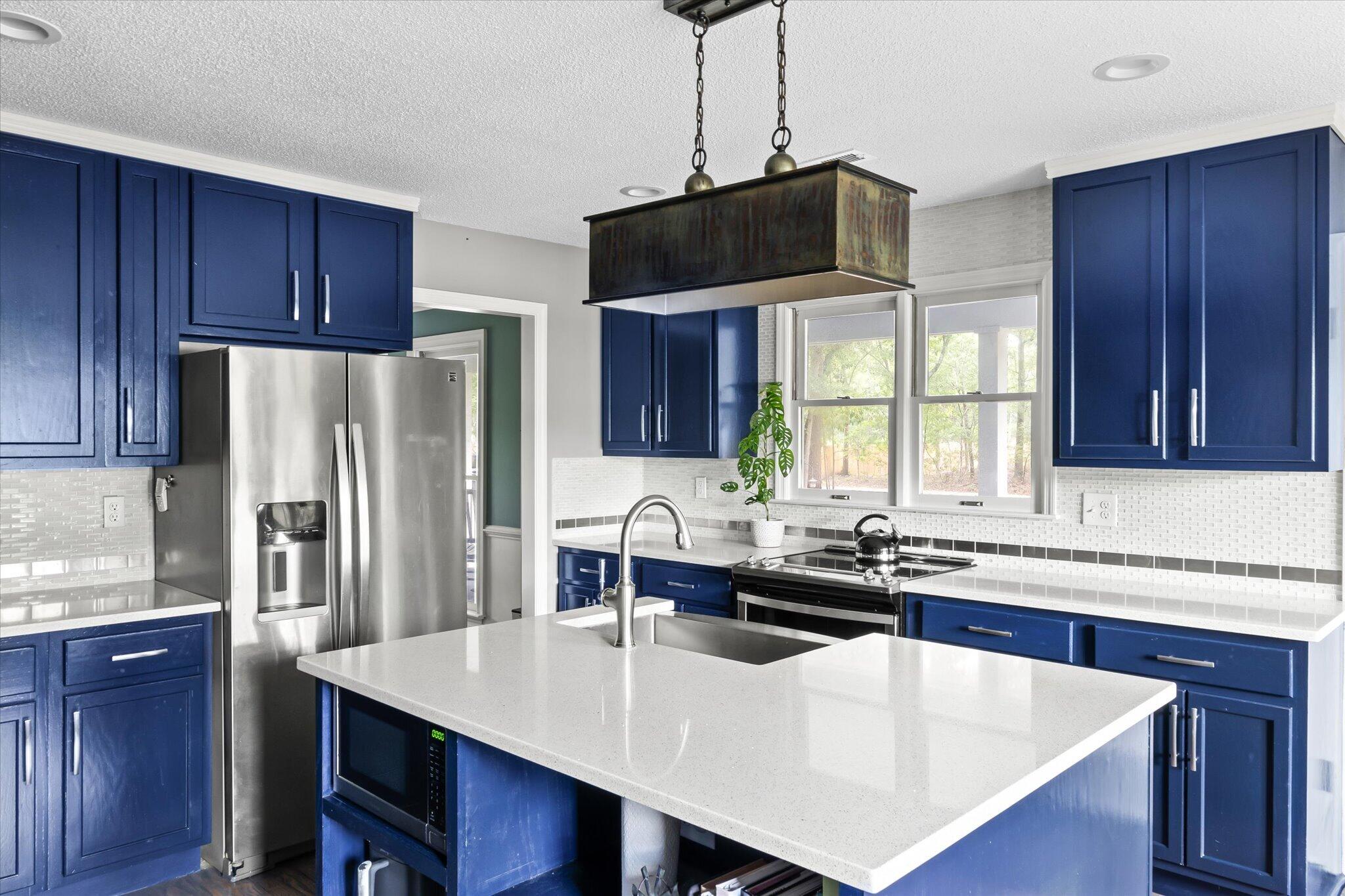 4501 Mill Spring Road Hollywood, SC 29449 - Photo 8 of 33 08-Kitchen