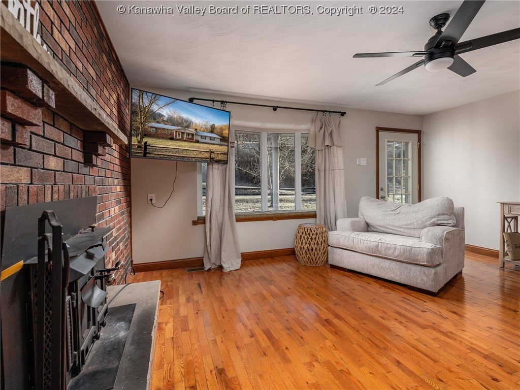 Gallery Image 6