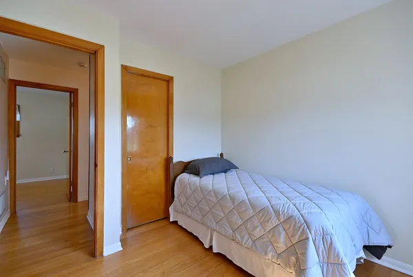 $449,900 | 8016 West Leland Avenue, Norridge, IL 60706