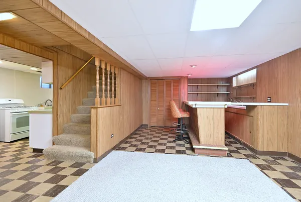 $449,900 | 8016 West Leland Avenue, Norridge, IL 60706