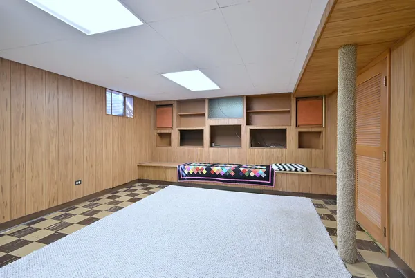 $449,900 | 8016 West Leland Avenue, Norridge, IL 60706