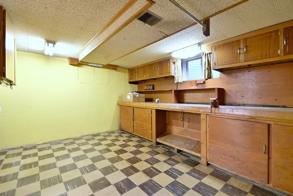 $449,900 | 8016 West Leland Avenue, Norridge, IL 60706