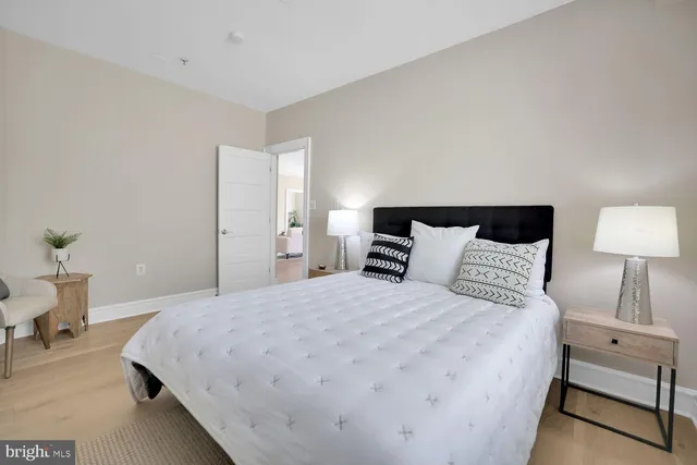 $4,050 | 1419 Clifton Street Northwest, Unit 301, Washington, DC 20009