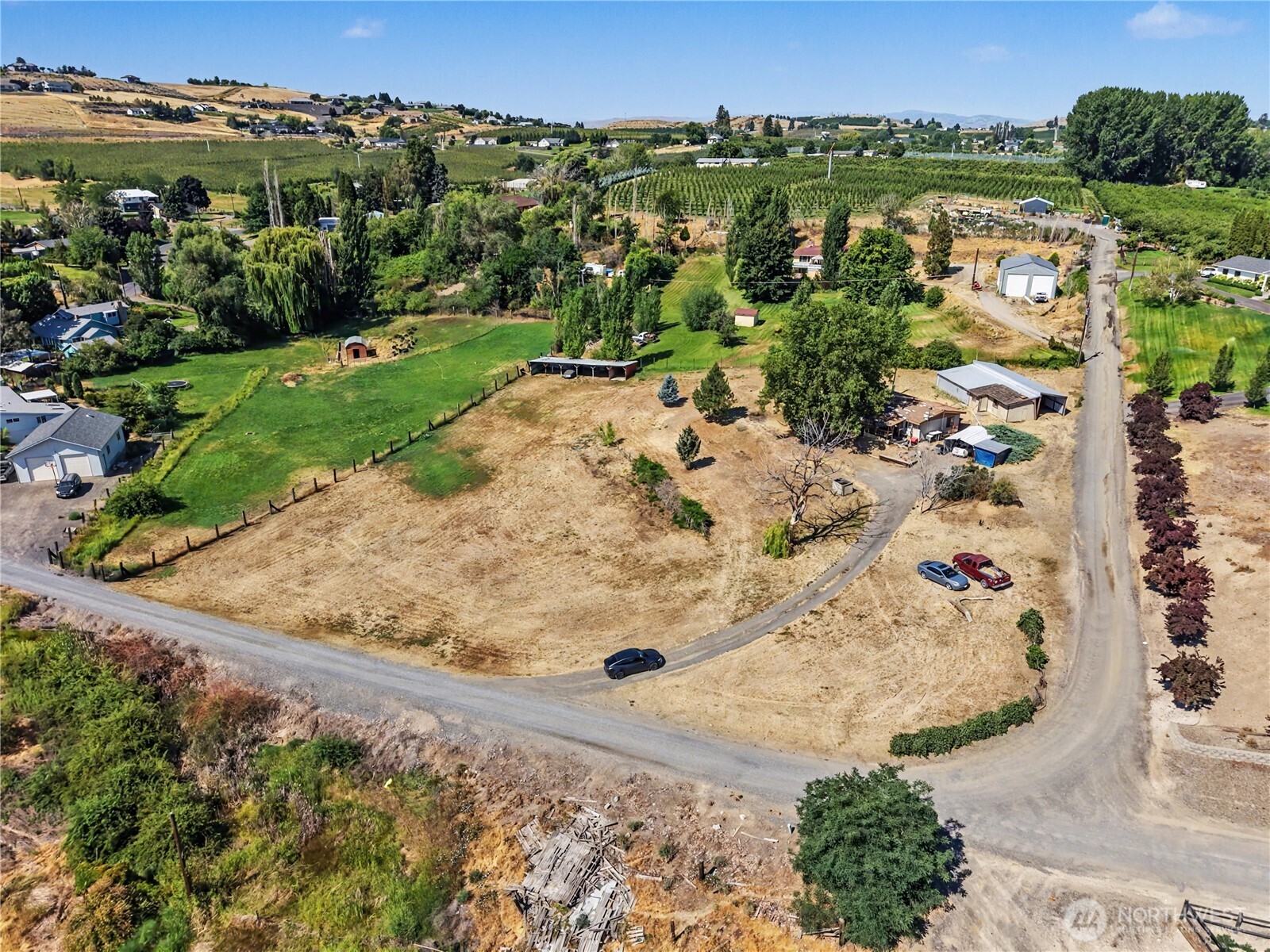363 Baker Road Selah, WA 98942 - Photo 33 of 34 Gallery Image 33