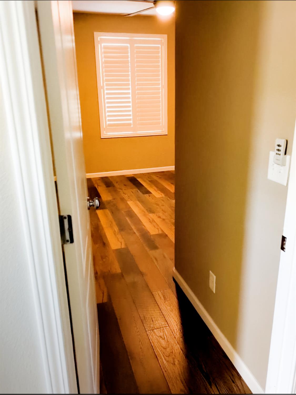 3492 Hampton Way Clovis, CA 93619 - Photo 26 of 58 upstairs bedroom 2-pic2