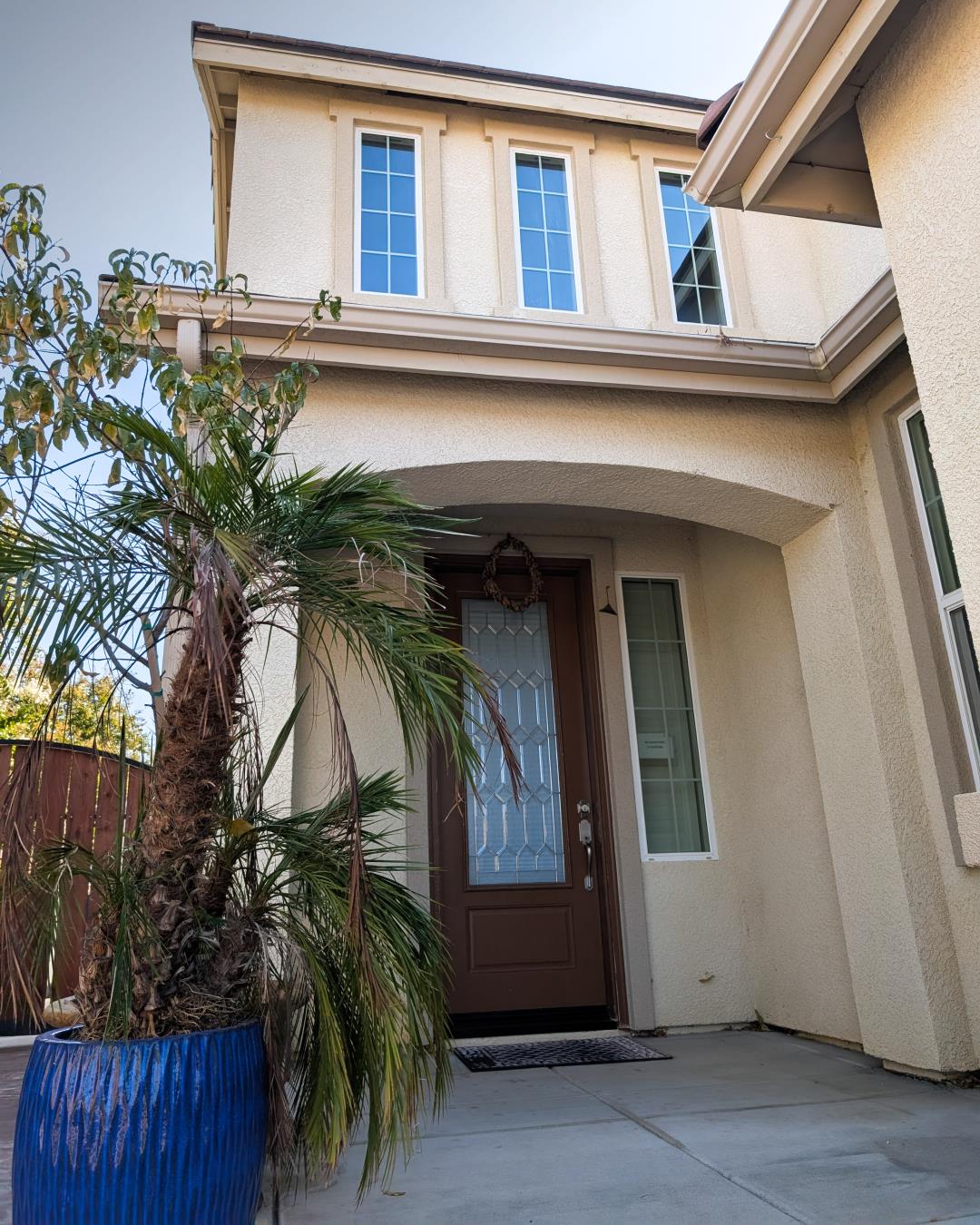 3492 Hampton Way Clovis, CA 93619 - Photo 7 of 58 Front of home-6