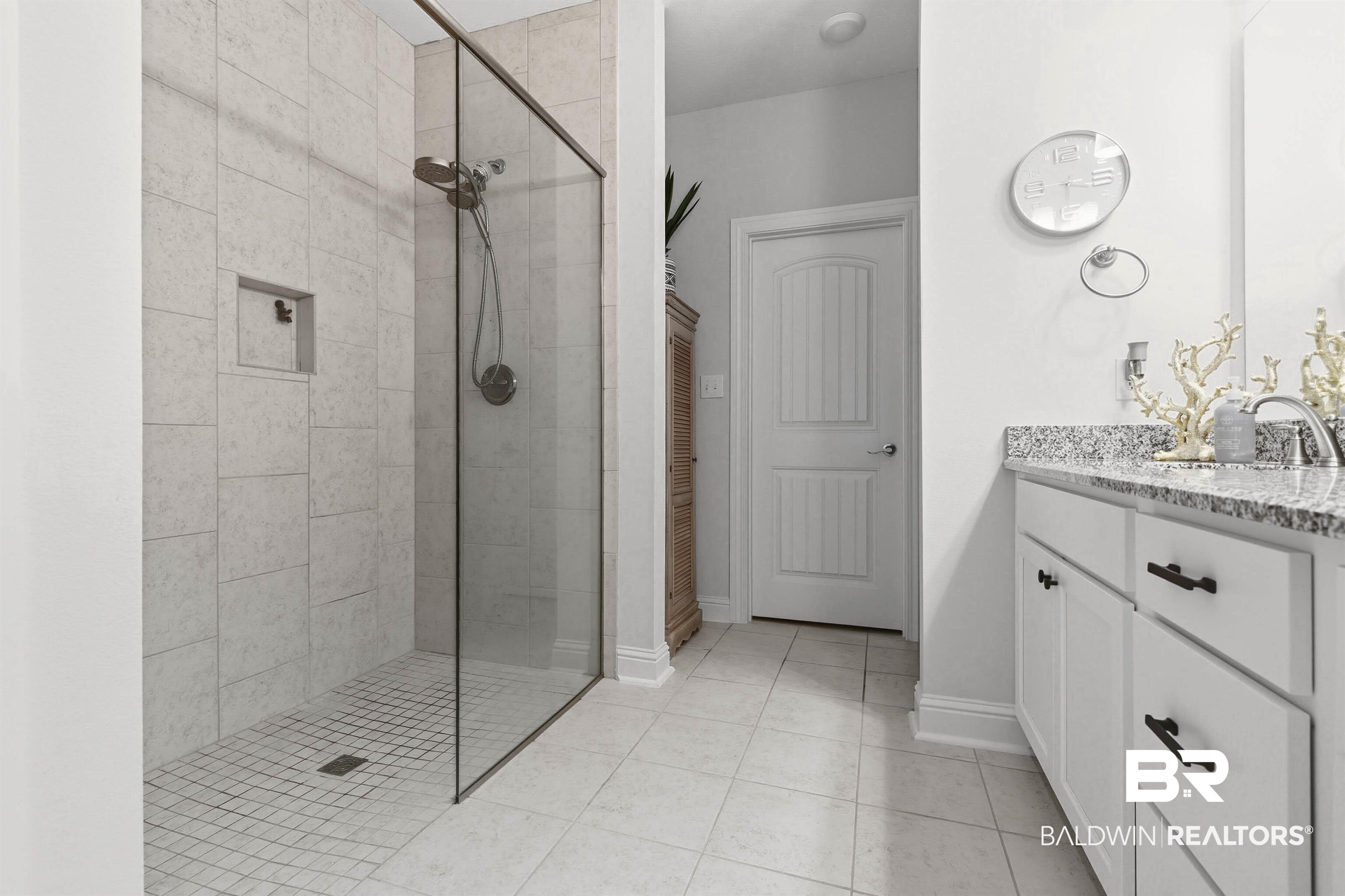 204 Holmes Avenue, Unit 204 Foley, AL 36535 - Photo 14 of 28